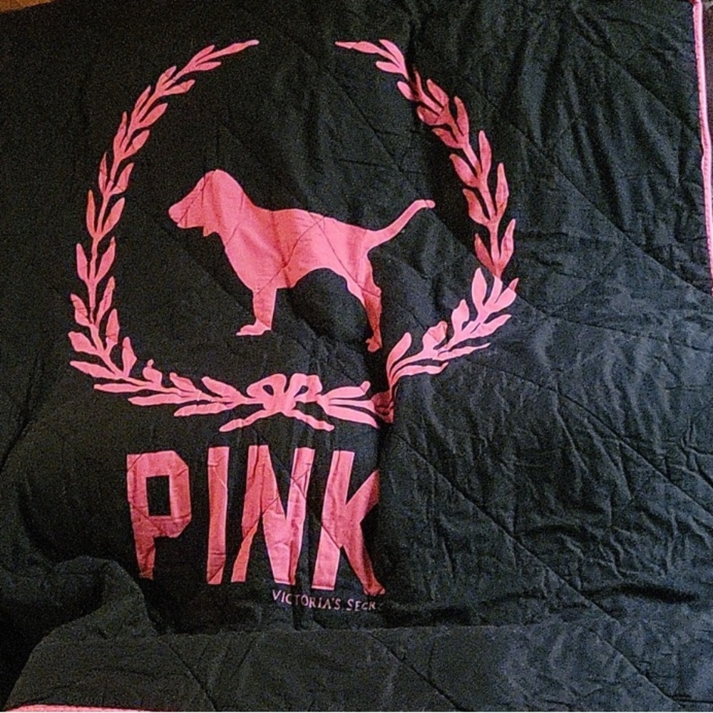 IN SEARCH OF | PINK Victoria's Secret Black and Pink Comforter - Picture 3 of 4